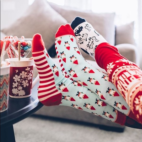 🎄Garden Gnome Socks Holiday Christmas Festive - Picture 6 of 7